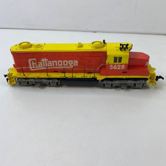 Vintage 90s Tyco HO Scale GP20 Chattanooga 5628 Diesel Locomotive Model Train - Picture 3 of 7